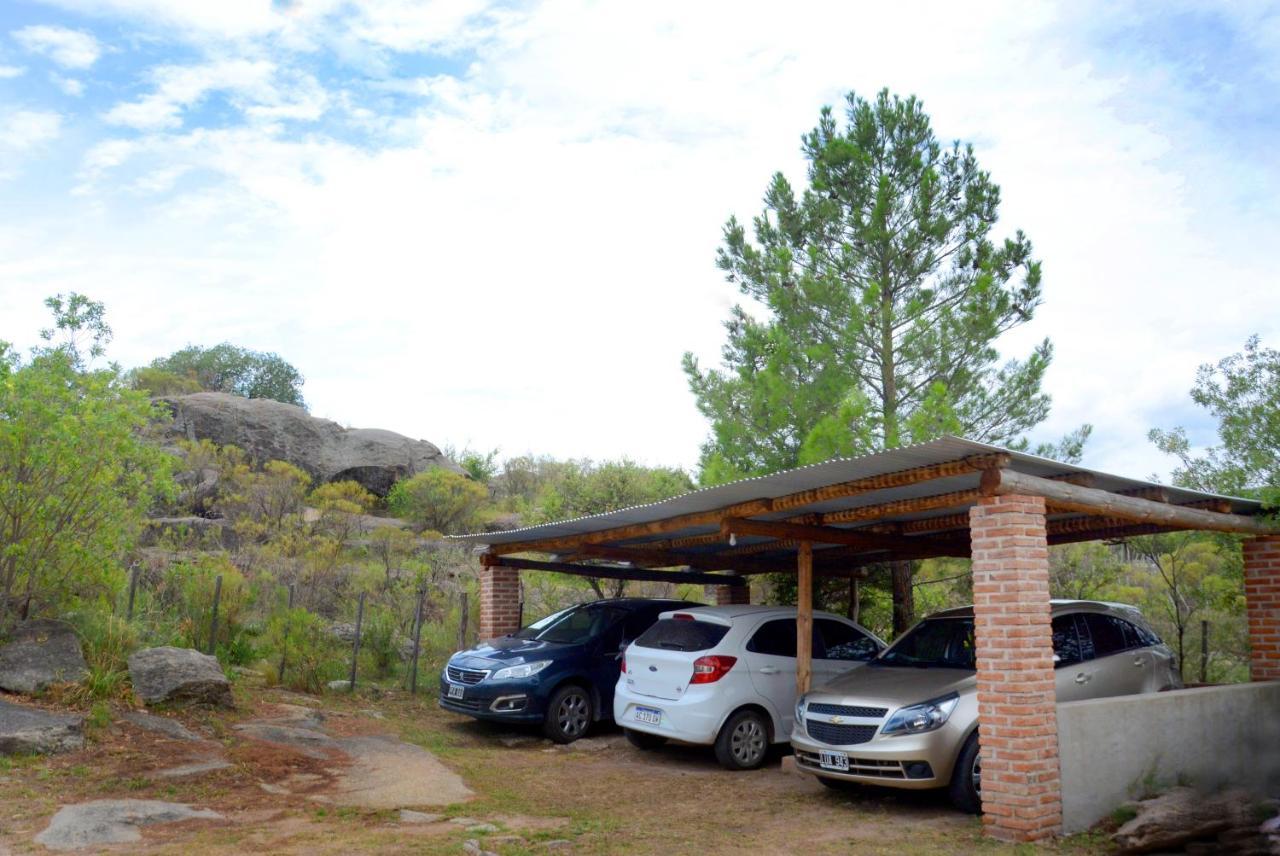 La Toma Complejo De Montana - Cabanas Y Habitaciones En Hosteria Mina Clavero Dış mekan fotoğraf